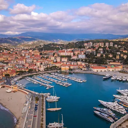 Bike And Sea - Happy Apartment Imperia